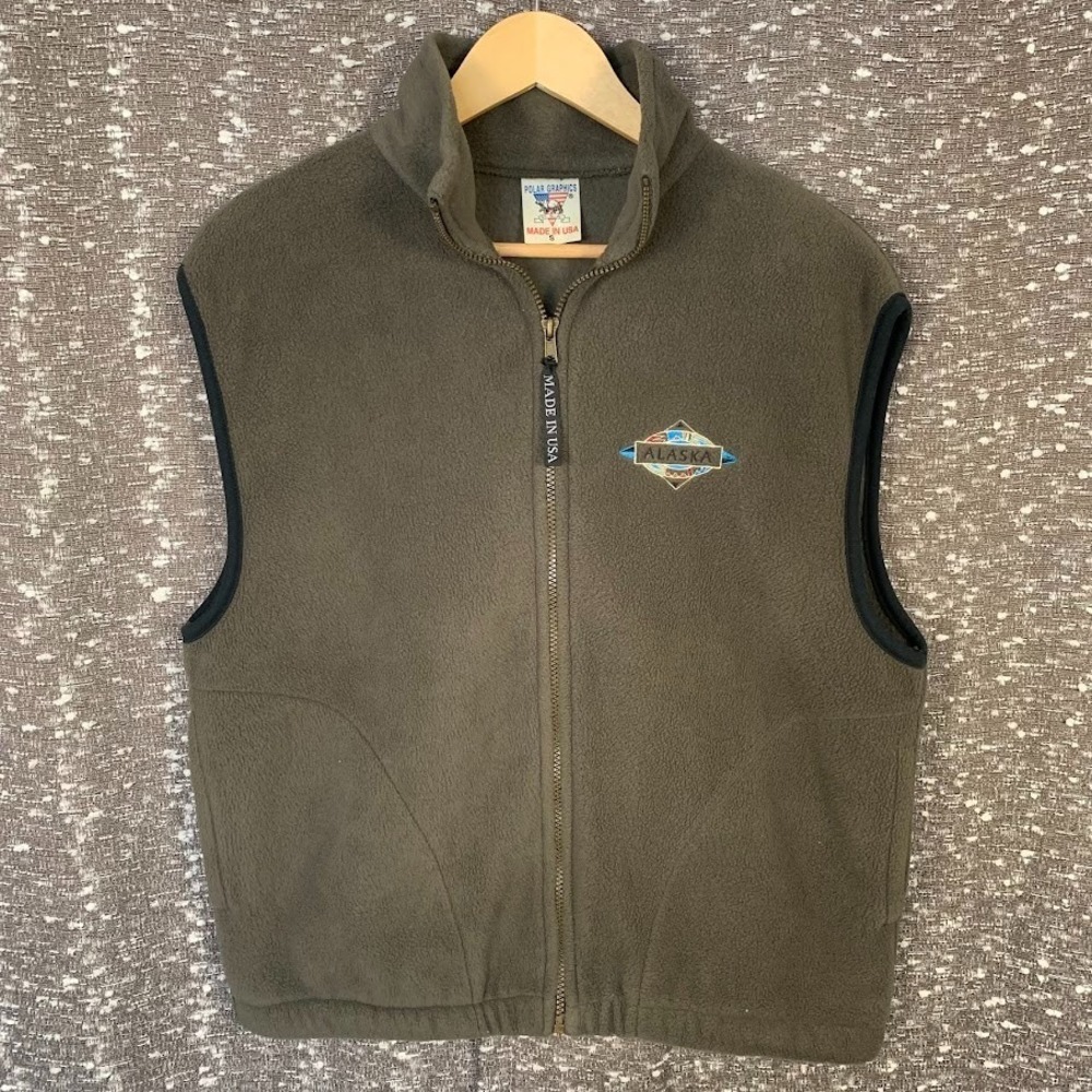 Vintage Polar Graphics Alaska Embroidered Fleece Full Zip Vest Men's‎ Small